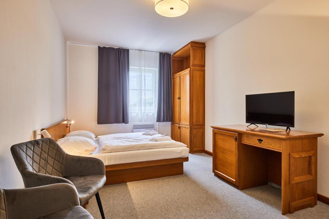 Hotel Auri Rudník Kültér fotó